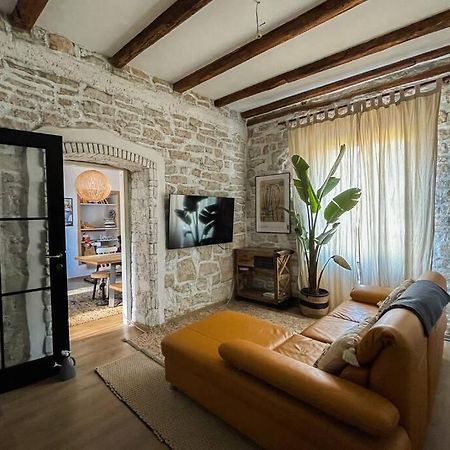 The Bungalow By The Sea In Historic Porec Old City Εξωτερικό φωτογραφία
