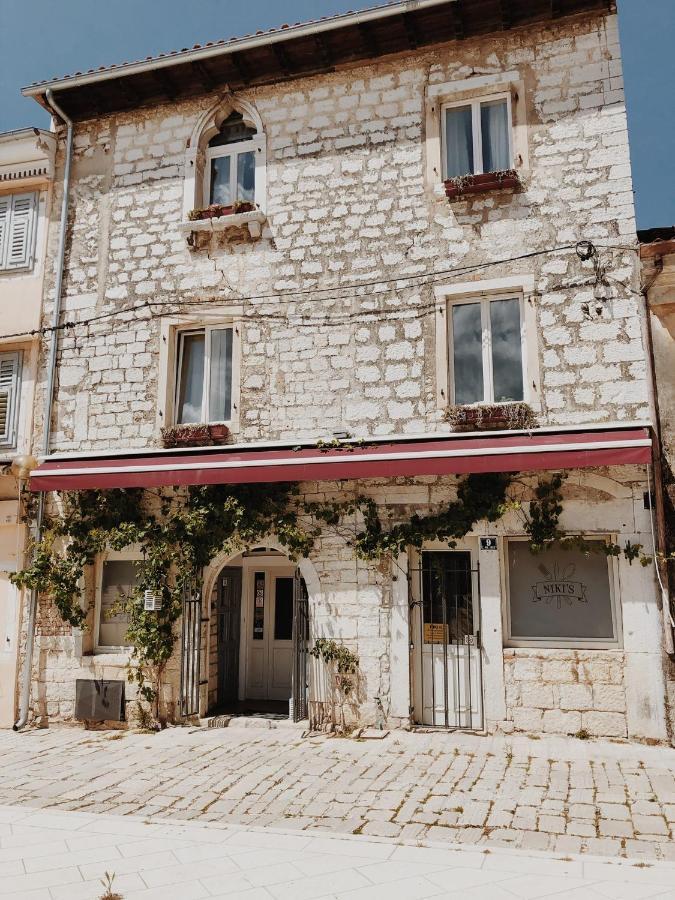 The Bungalow By The Sea In Historic Porec Old City Εξωτερικό φωτογραφία